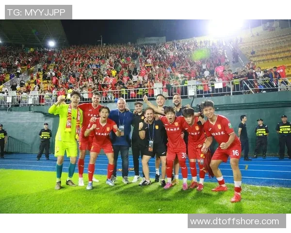 足球巨星的家庭生活揭秘生育众多孩子的背后故事与挑战